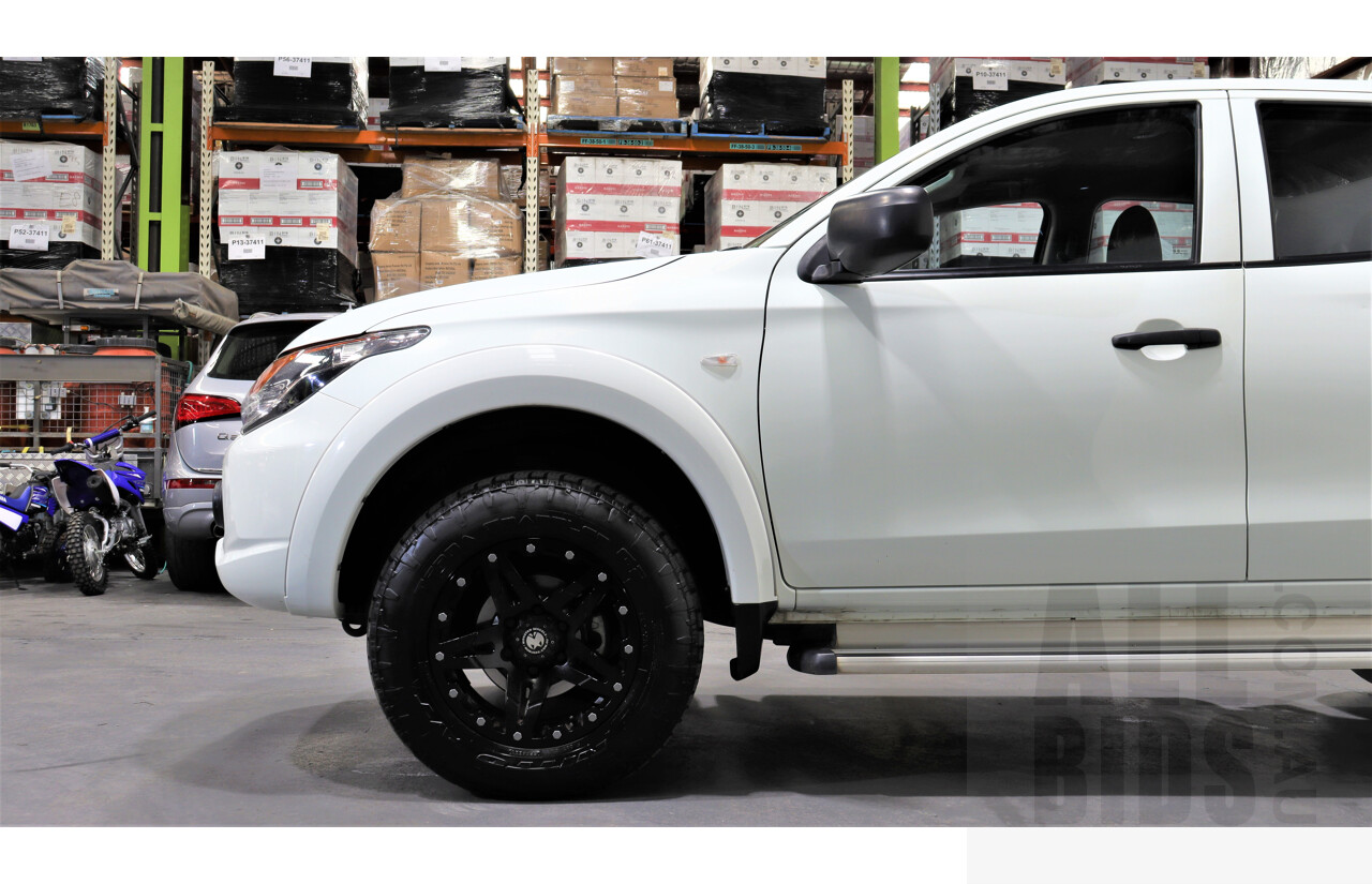 7/2017 Mitsubishi Triton GLS (4x4) MQ Dual Cab Utility White 2.4L Turbo Diesel