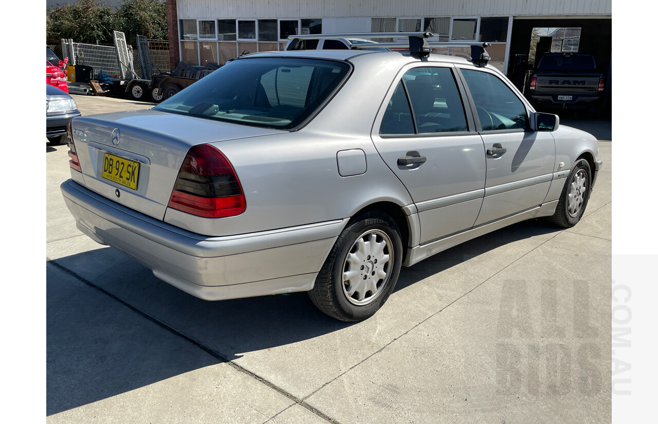 4/2000 Mercedes-Benz C180 Classic W202 4d Sedan Silver 1.8L