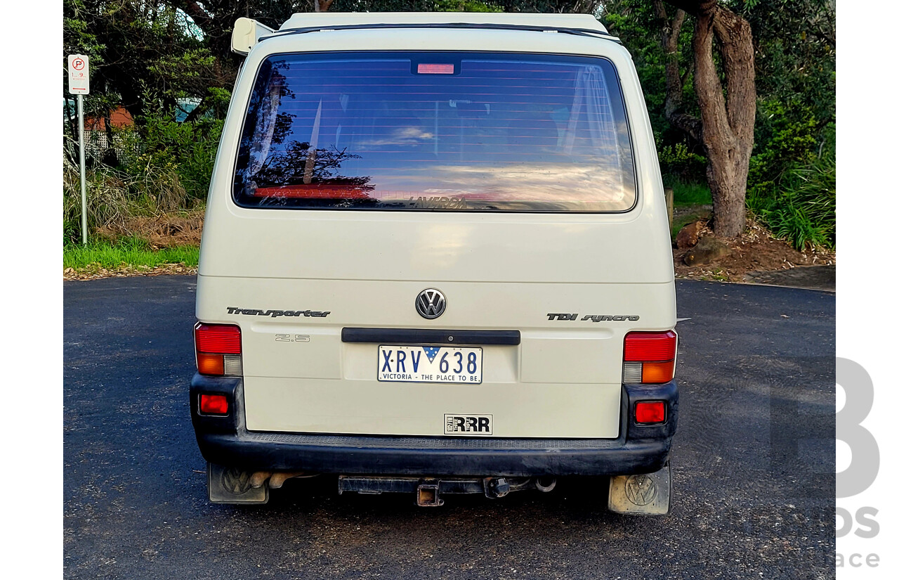 3/2000 Volkswagen Transporter TDi Syncro LWB (4x4) T4 Van White 2.5L