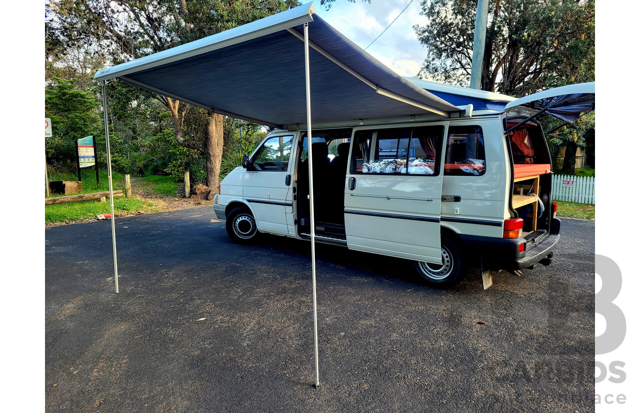 3/2000 Volkswagen Transporter TDi Syncro LWB (4x4) T4 Van White 2.5L