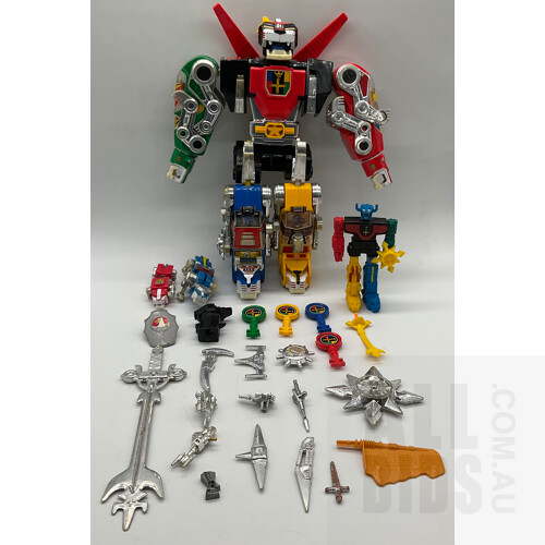 Voltron Lion Force With All Five Lions, Characters and Assorted Weapons