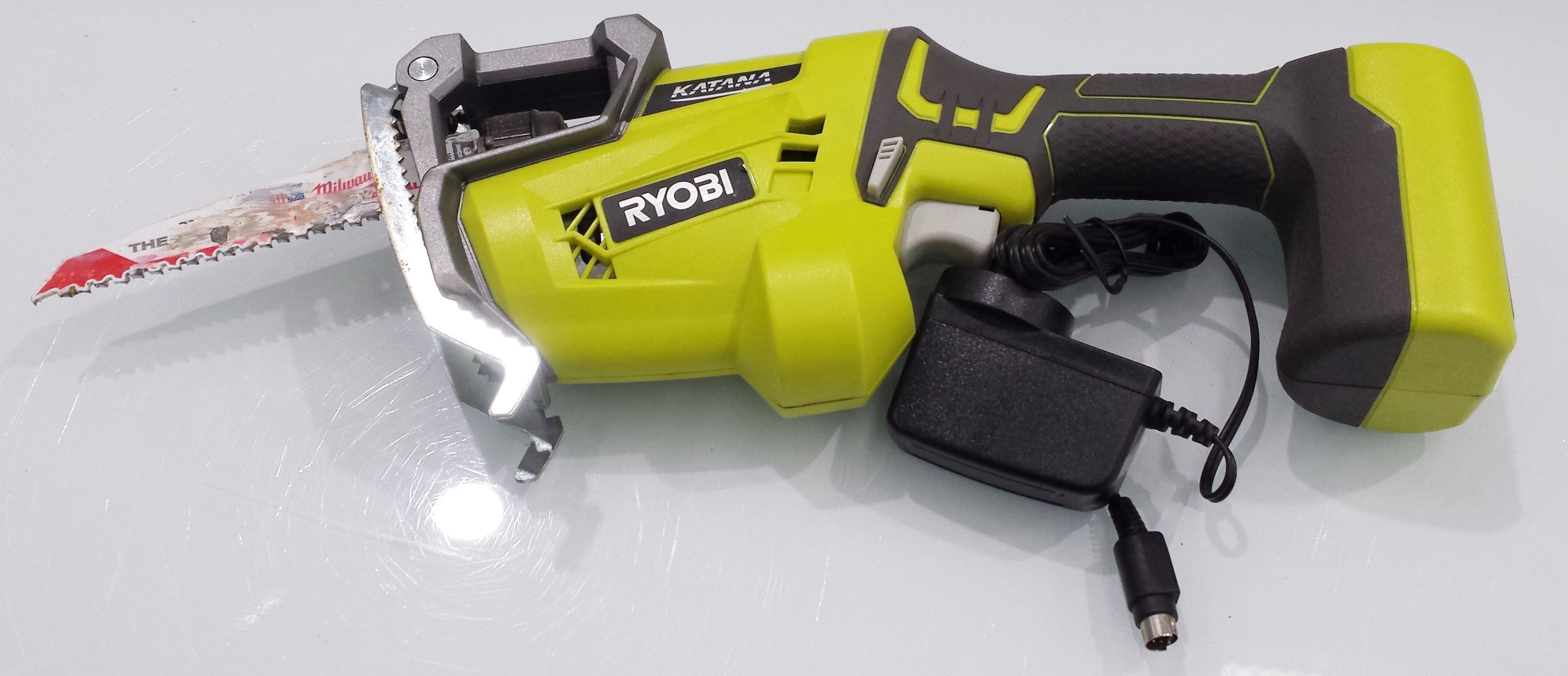 Ryobi best sale 12v saw