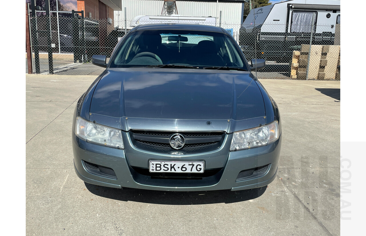 10/2005 Holden Commodore Acclaim VZ 4d Sedan Grey 3.6L