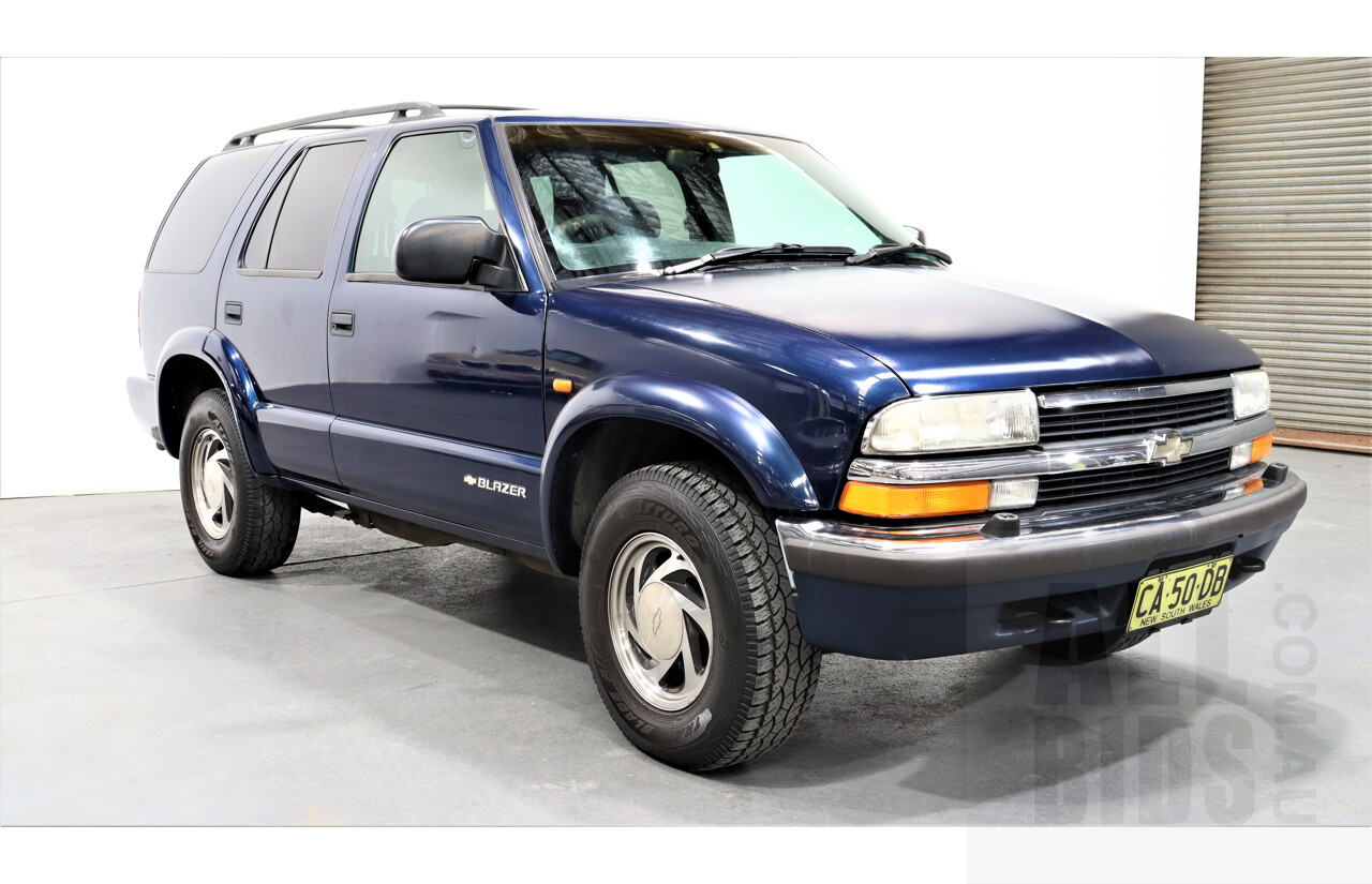 12/1999 Chevrolet Blazer S10 4d SUV Blue V6 4WD 4.3L