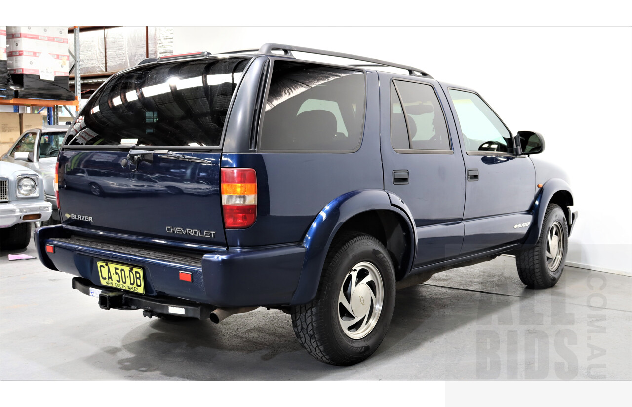 12/1999 Chevrolet Blazer S10 4d SUV Blue V6 4WD 4.3L