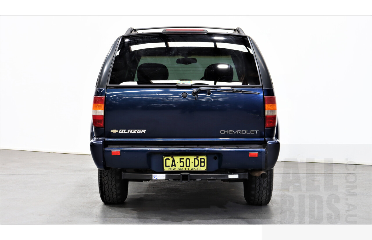 12/1999 Chevrolet Blazer S10 4d SUV Blue V6 4WD 4.3L