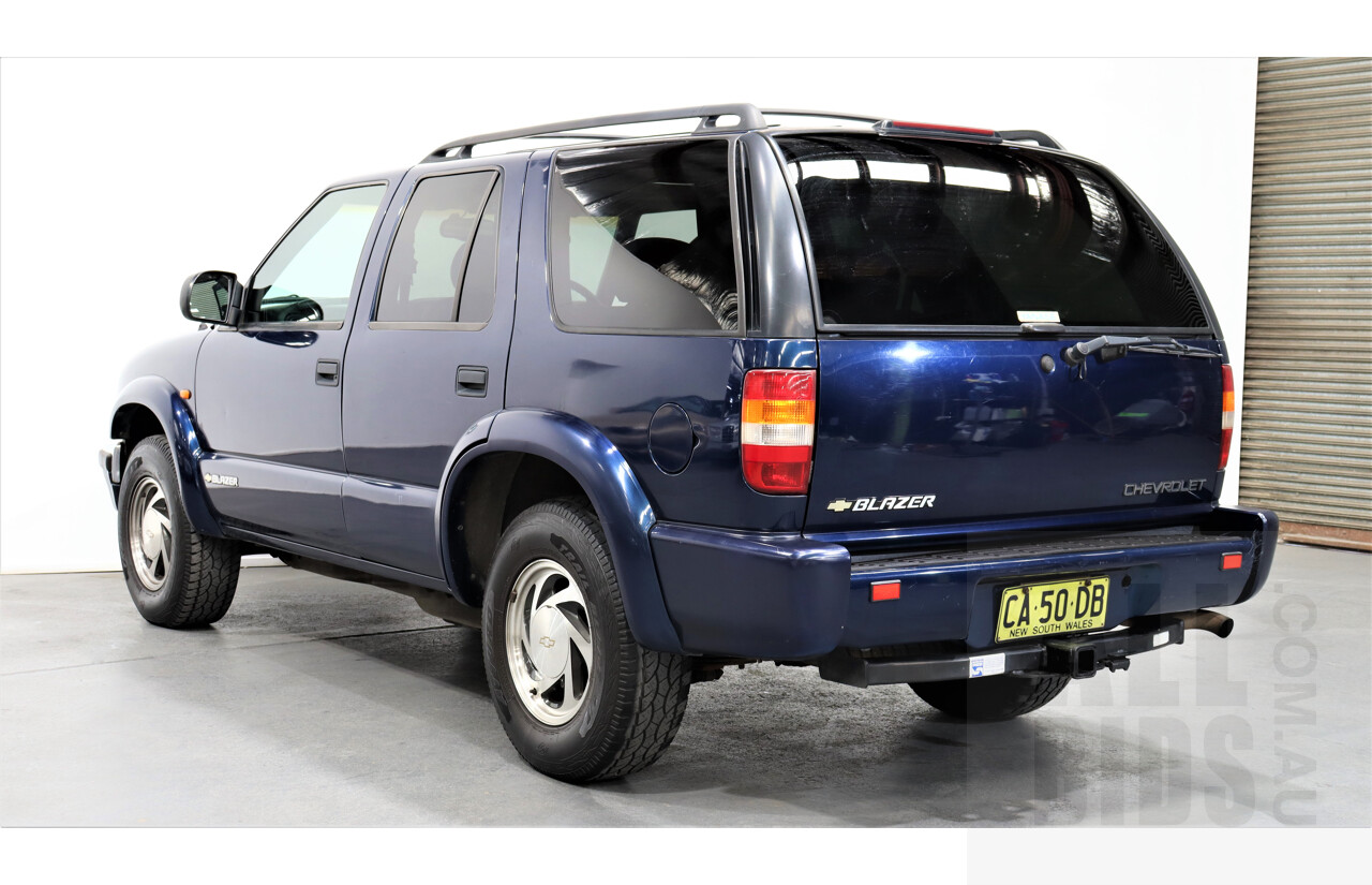 12/1999 Chevrolet Blazer S10 4d SUV Blue V6 4WD 4.3L