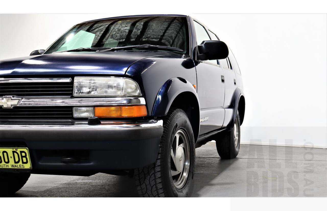 12/1999 Chevrolet Blazer S10 4d SUV Blue V6 4WD 4.3L