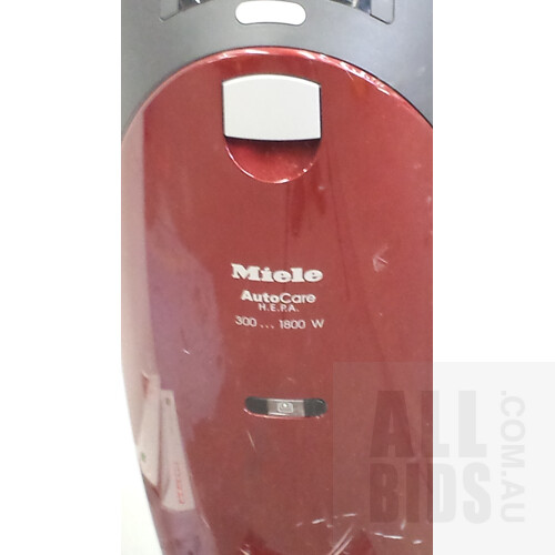 Miele Power Plus 1800 Watt Upright Vacuum Cleaner