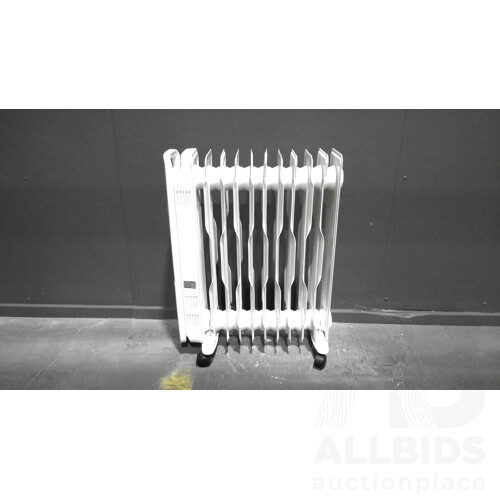 Kogan (KAOLHT11WFA) Smaterhome Premium Oil Heater 2400w (11 Fin, White) - Orp $199.99