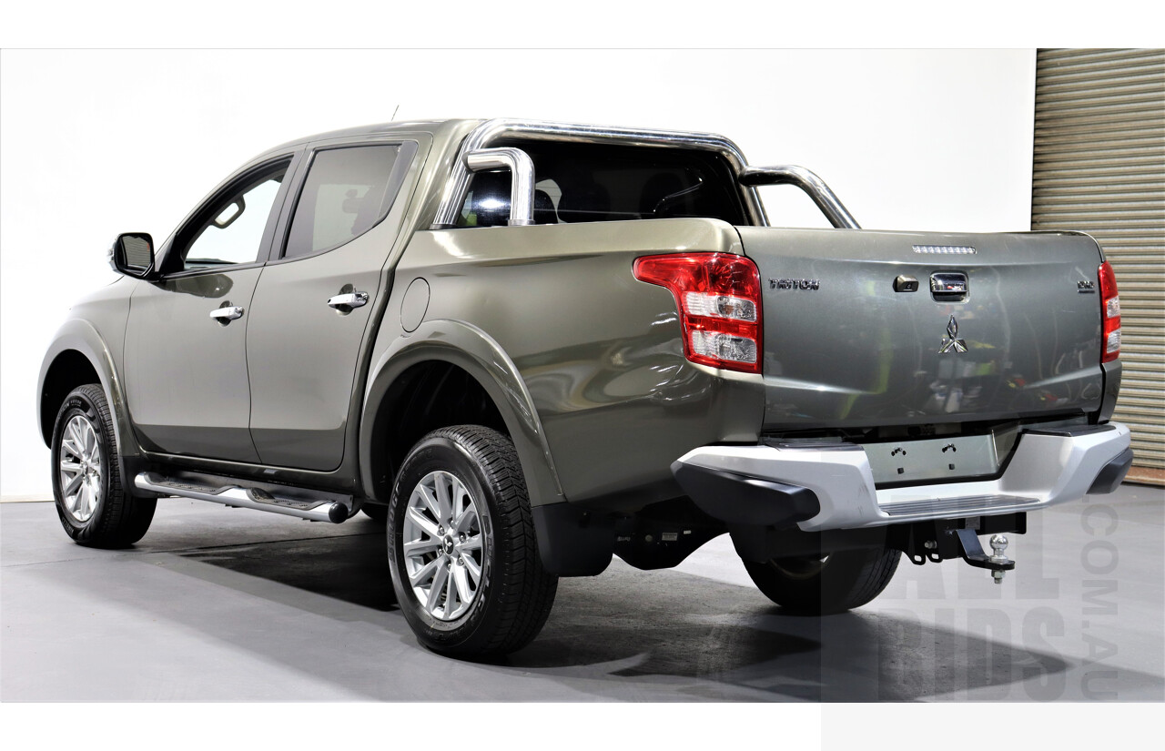 10/2015 Mitsubishi Triton GLS (4x4) MQ MY16 Dual Cab Utility Green 2.4L