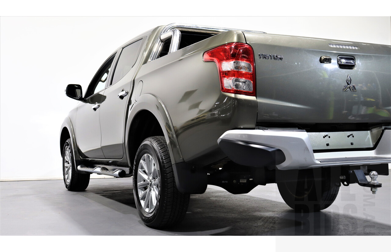 10/2015 Mitsubishi Triton GLS (4x4) MQ MY16 Dual Cab Utility Green 2.4L