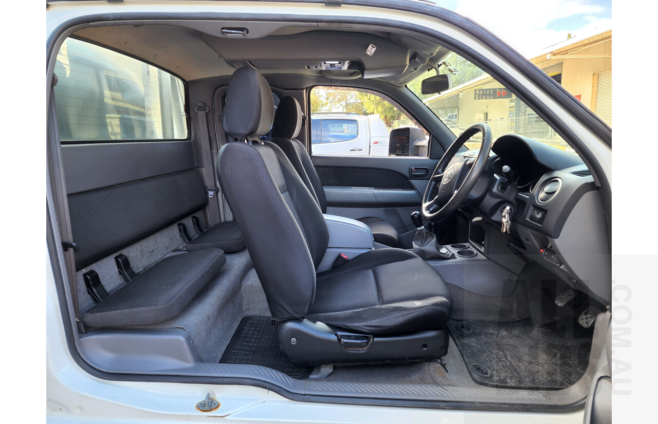 2/2009 Mazda BT-50 B3000 Freestyle DX+ (4x4) 08 UPGRADE C/Chas White 3.0L - Turbo Diesel