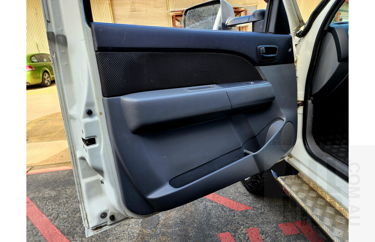 2/2009 Mazda BT-50 B3000 Freestyle DX+ (4x4) 08 UPGRADE C/Chas White 3.0L - Turbo Diesel