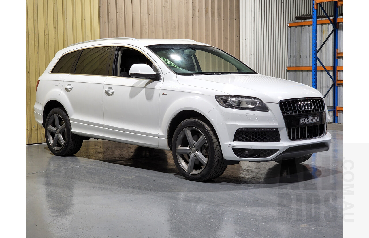 10/2013 Audi Q7 3.0 TDI Quattro S-Line MY13 4d Wagon White 3.0L - Turbo Diesel - 7 Seater