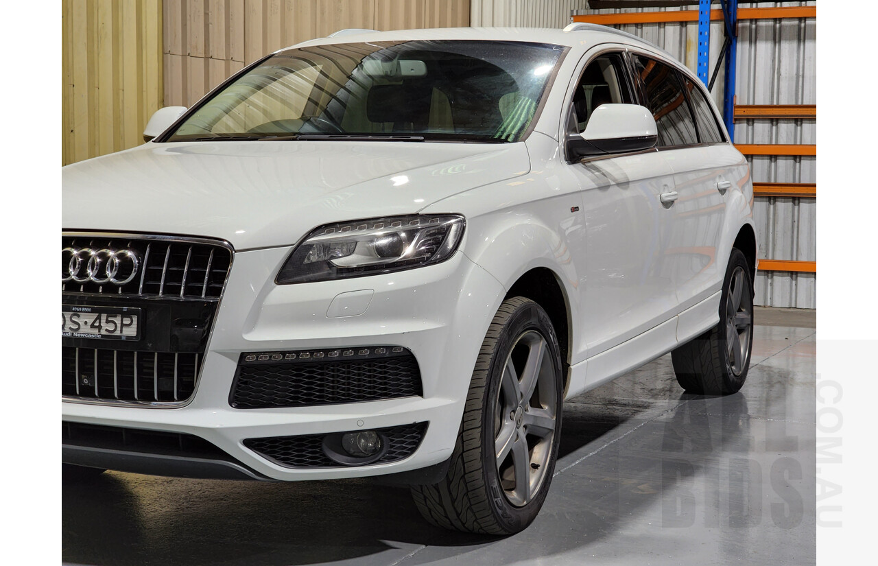 10/2013 Audi Q7 3.0 TDI Quattro S-Line MY13 4d Wagon White 3.0L - Turbo Diesel - 7 Seater