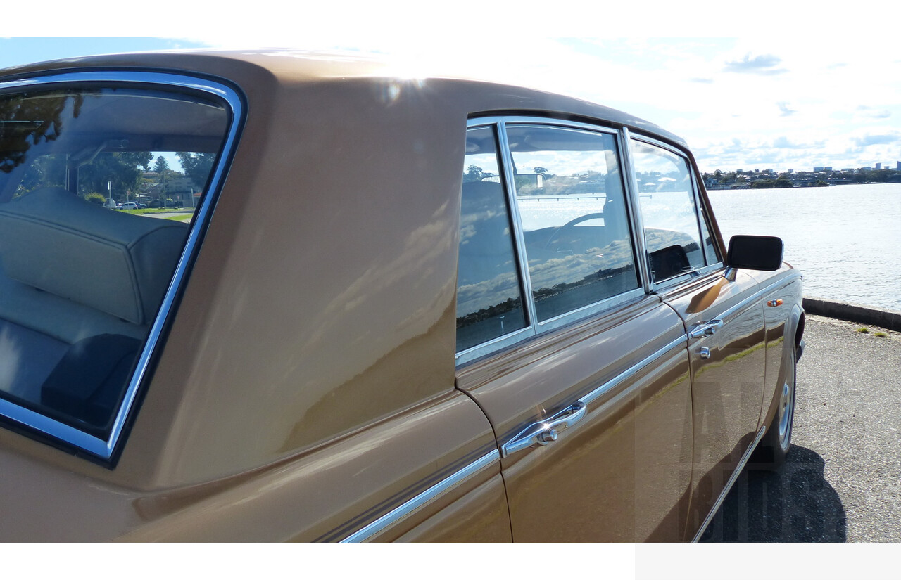 2/1979 Rolls-Royce Silver Shadow II 4d Saloon Gold 6.8L V8