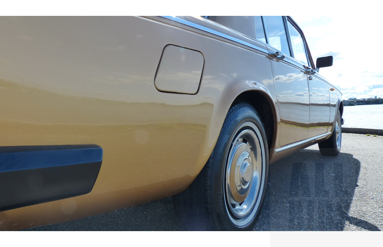 2/1979 Rolls-Royce Silver Shadow II 4d Saloon Gold 6.8L V8