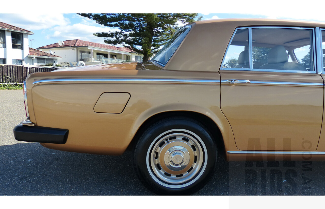 2/1979 Rolls-Royce Silver Shadow II 4d Saloon Gold 6.8L V8