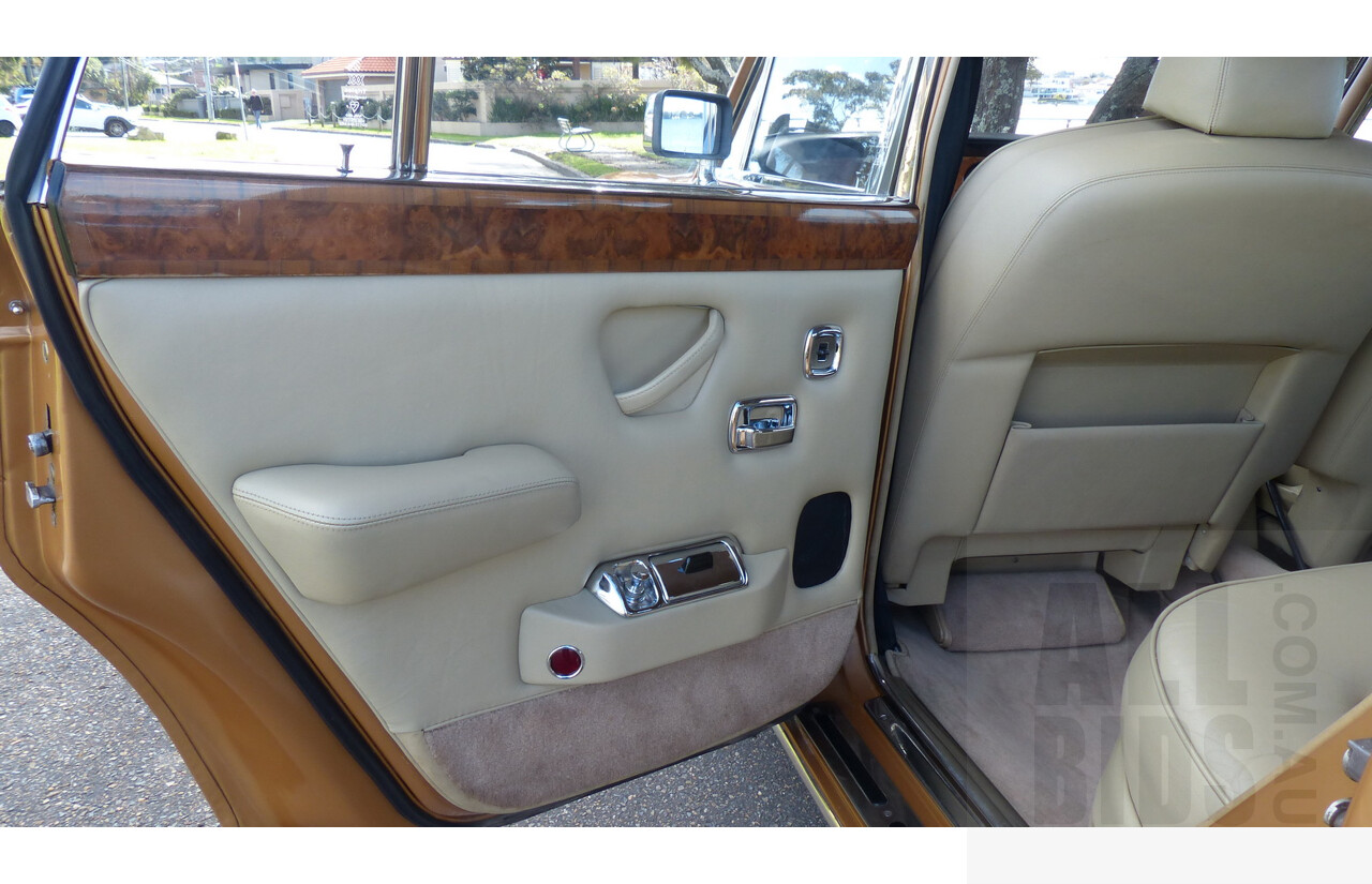 2/1979 Rolls-Royce Silver Shadow II 4d Saloon Gold 6.8L V8