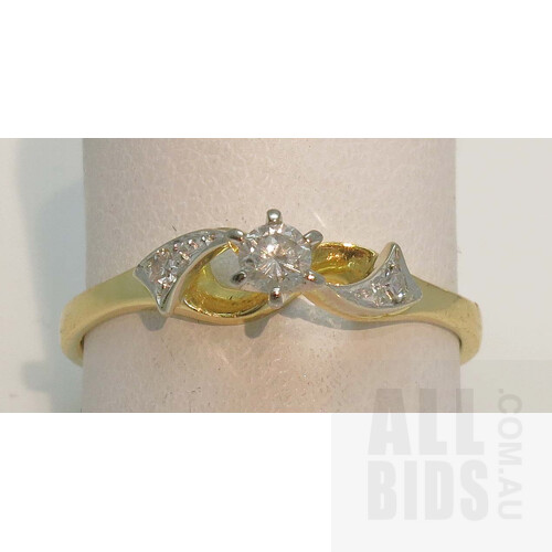 Vintage Diamond Ring: 18ct Gold