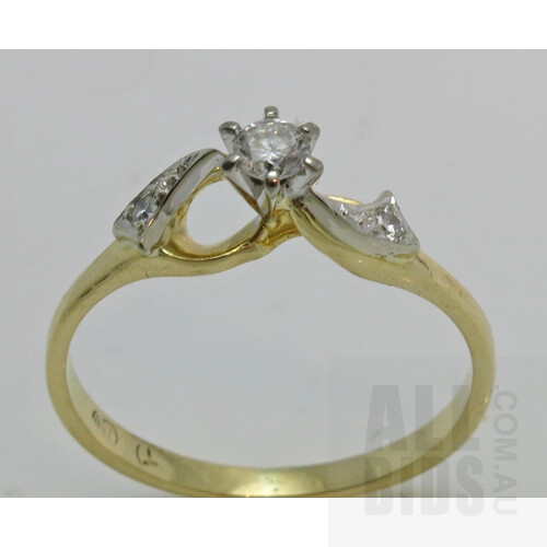 Vintage Diamond Ring: 18ct Gold