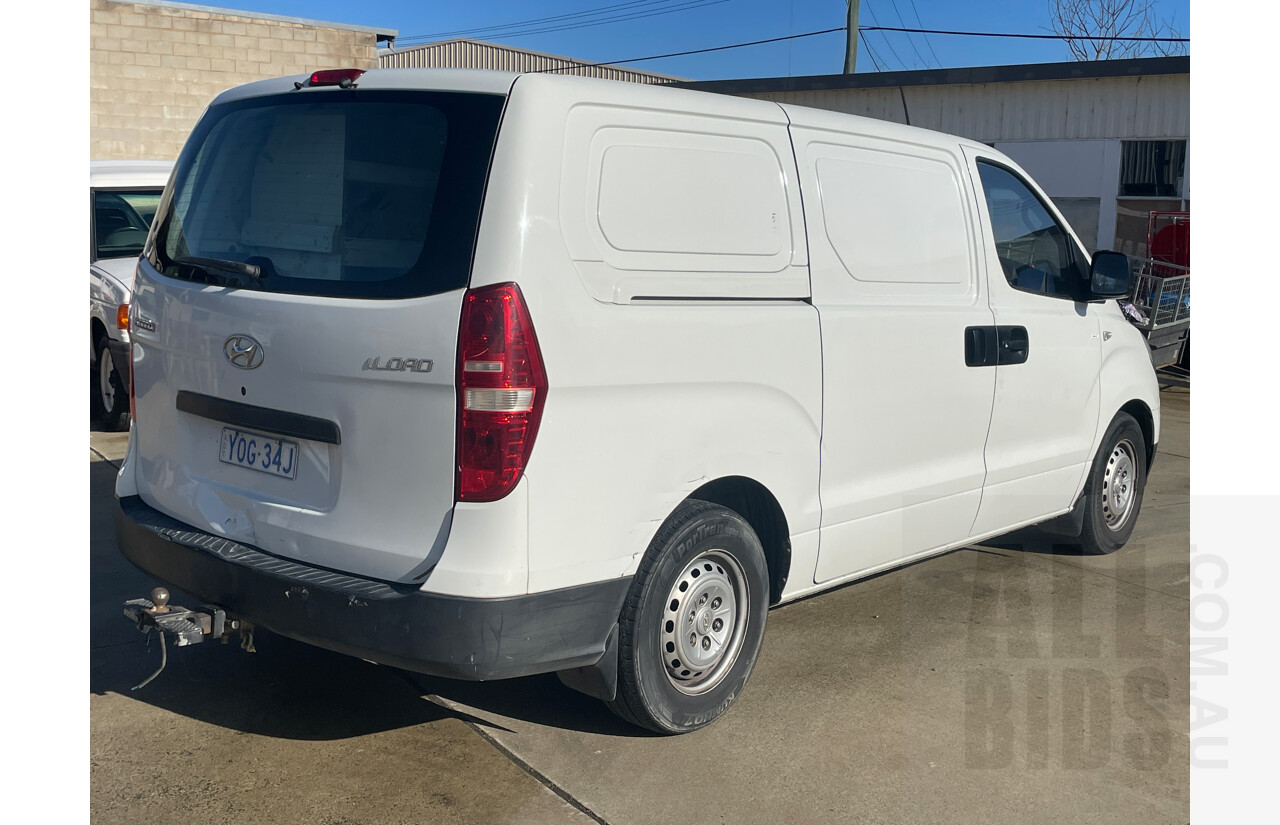 5/2011 Hyundai Iload  TQ MY11 4d Van White 2.5L