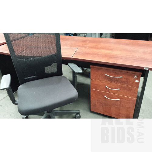 Workstation with Keyboard Platform, Pedestal Unit and Gaslift Chair