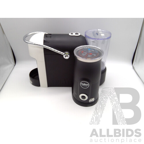LAVAZZA (LM700) a Modo Mio Capsule Coffee Machine With Milk Frother (White) (USED) - ORP $249.00