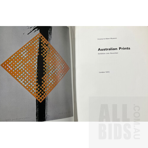 Collection of 14 ‘Art and Australia’ Art Quarterly Volumes From the Late 1970s & Early 1980s Including Book on Australian Prints (1972) and Australian Design (1962)