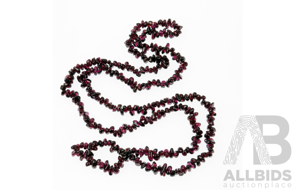 Vintage Continuous Strand of Natural Garnet Beads, 80cm Long, 6.5mm Wide