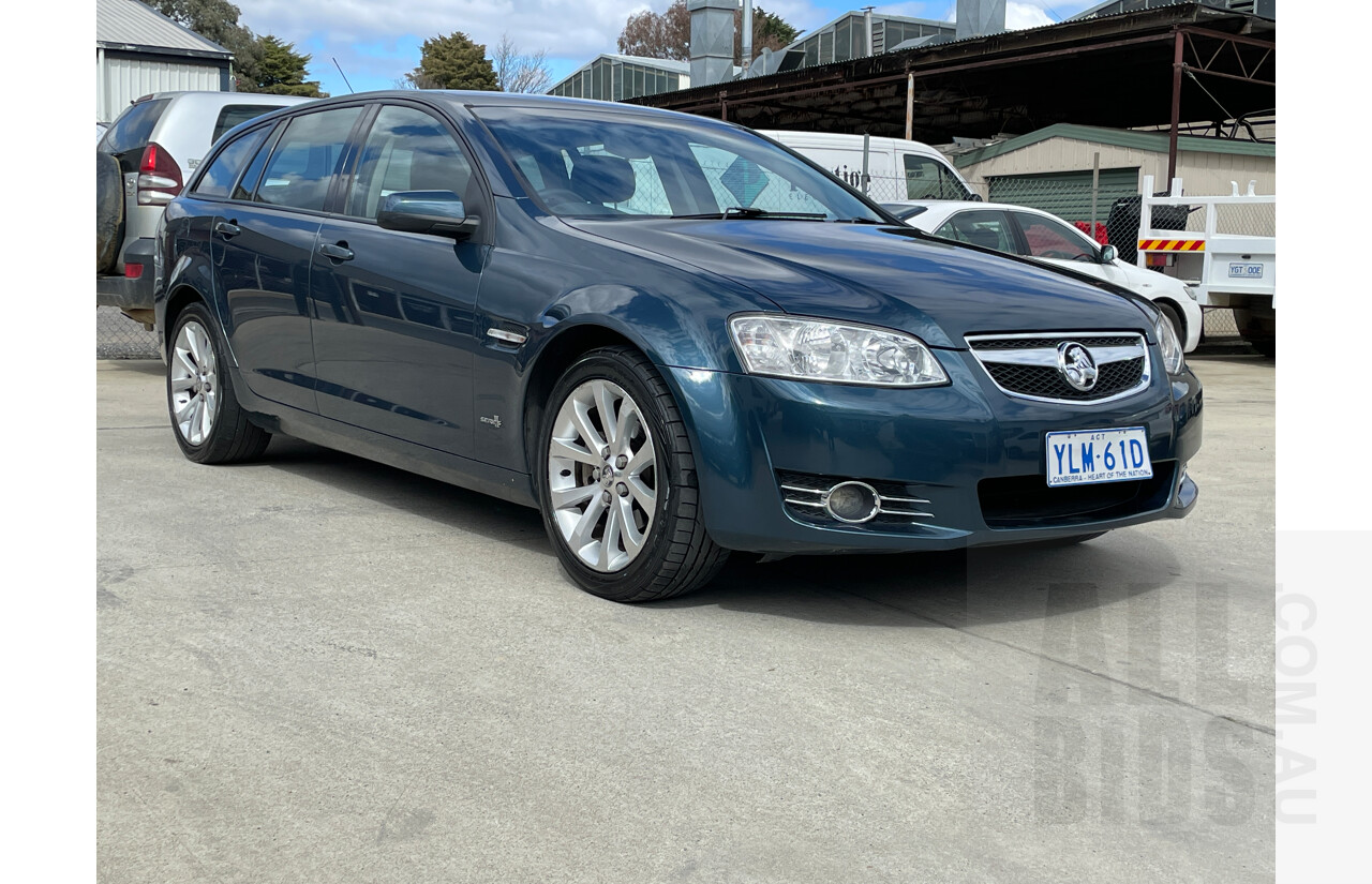 12/2011 Holden Commodore Equipe VE II MY12 4d Sportwagon Green 3.0L