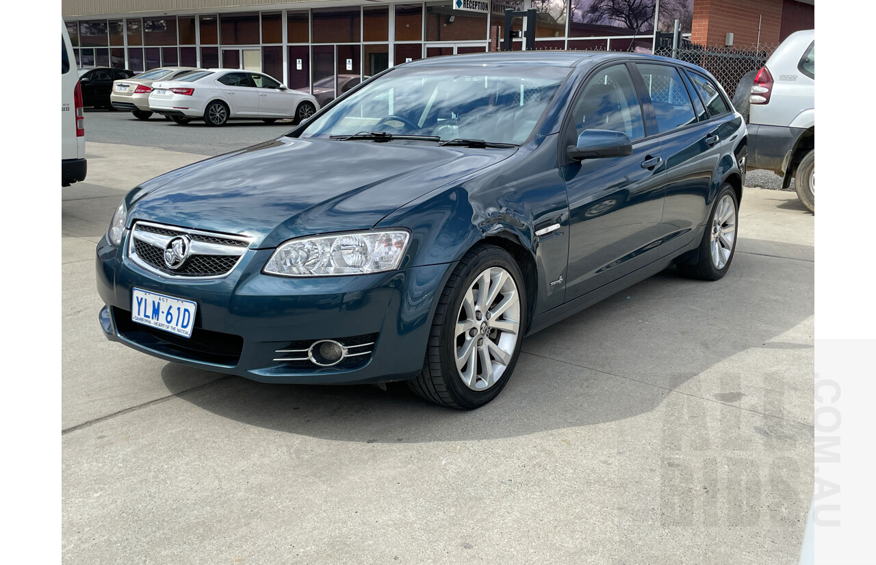 12/2011 Holden Commodore Equipe VE II MY12 4d Sportwagon Green 3.0L