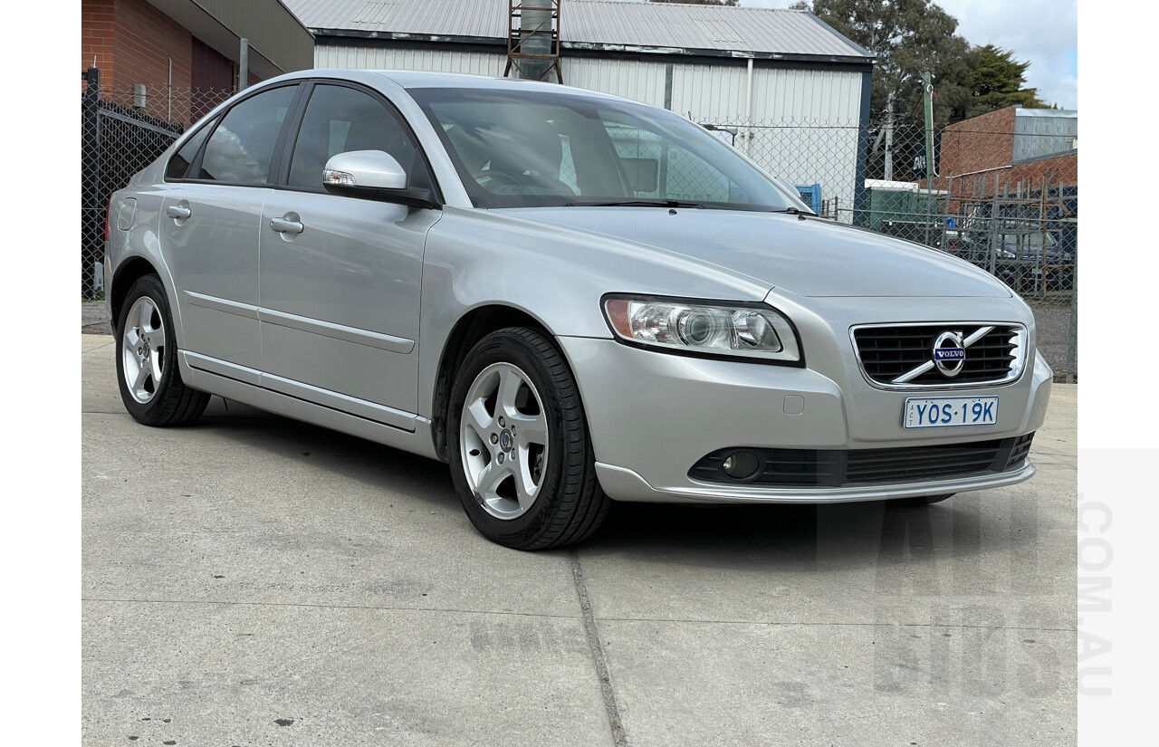 9/2010 Volvo S40 T5 S MY11 4d Sedan Silver 2.5L