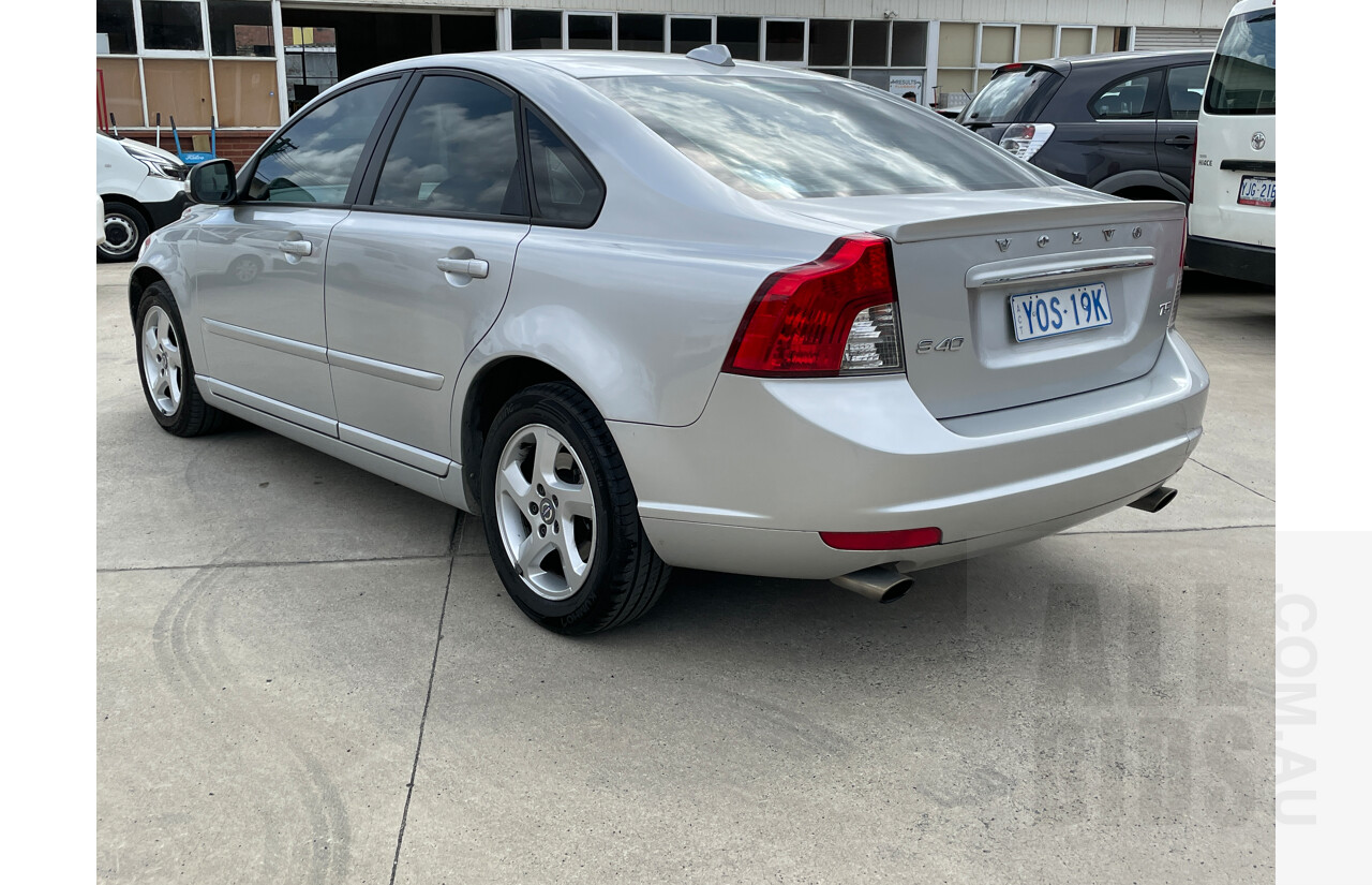 9/2010 Volvo S40 T5 S MY11 4d Sedan Silver 2.5L