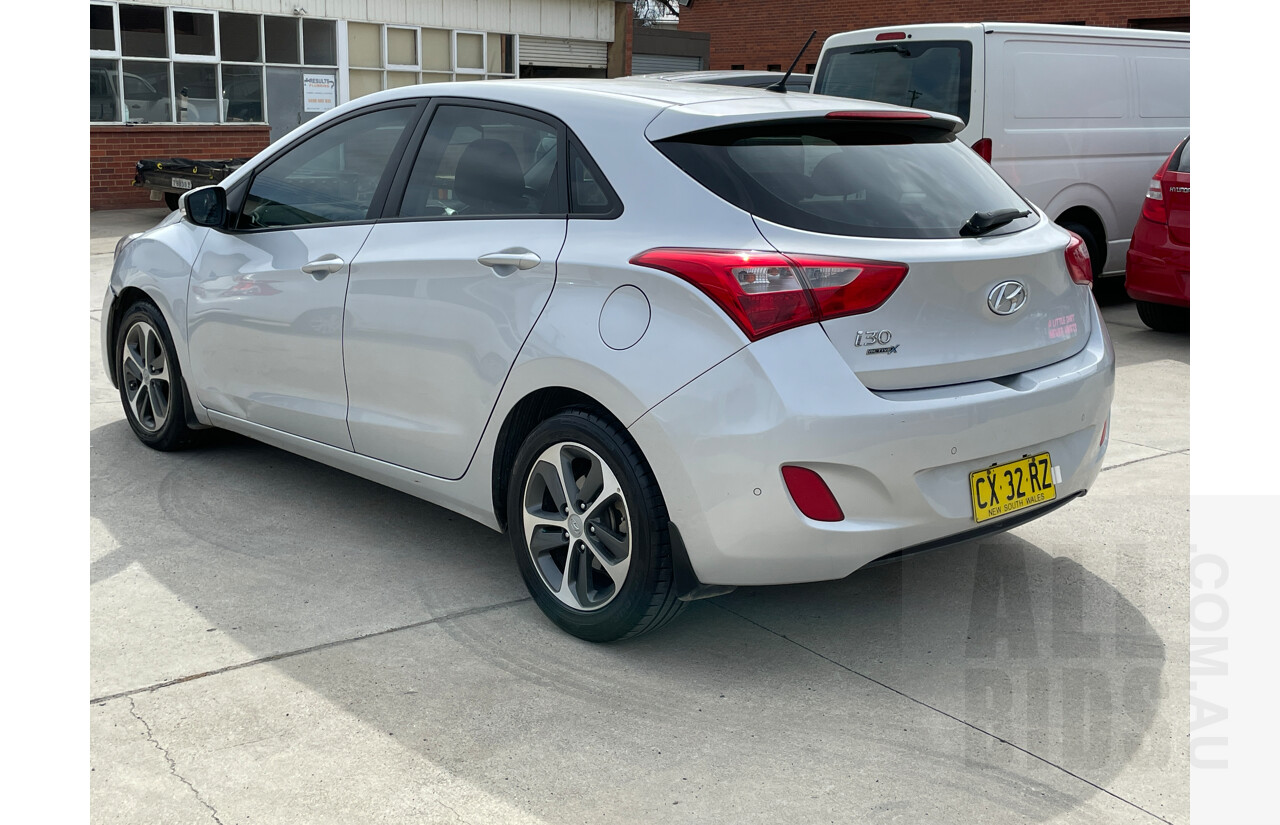 5/2015 Hyundai i30 Active X GD3 SERIES 2 5d Hatchback Silver 1.8L