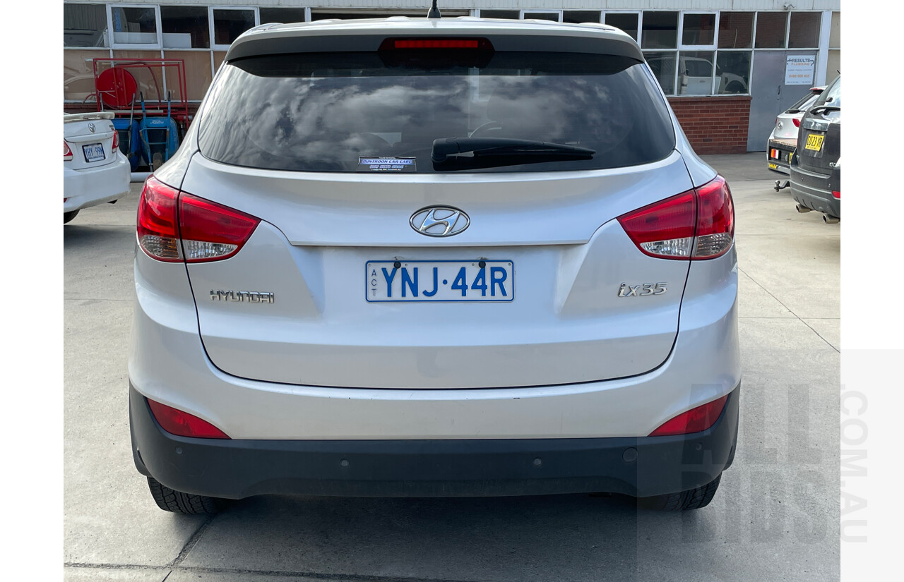 10/2012 Hyundai Ix35 Active (fwd) LM MY11 4d Wagon Silver 2.0L