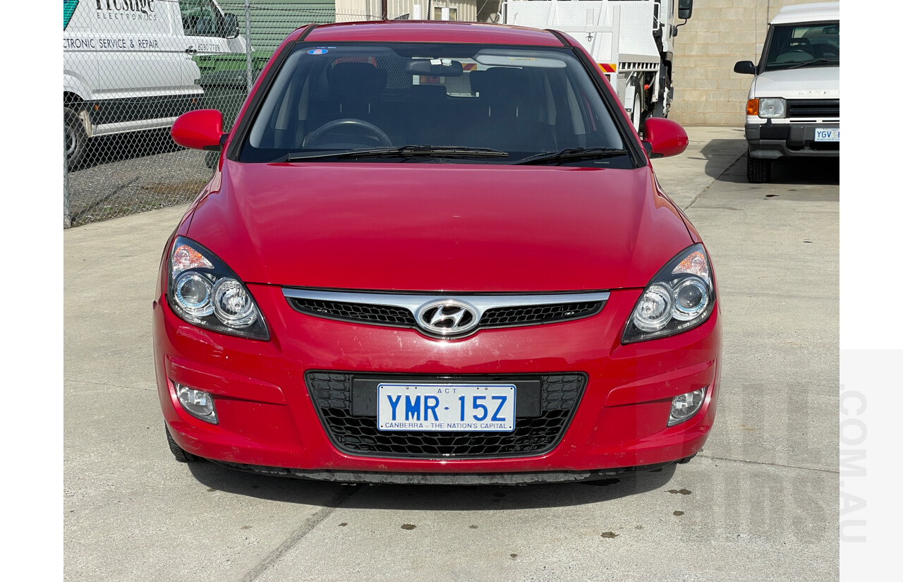 4/2012 Hyundai i30 Trophy FD MY12 5d Hatchback Red 2.0L