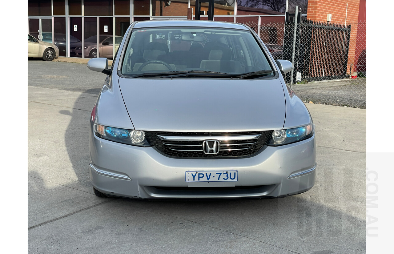 2/2005 Honda Odyssey  20 4d Wagon Silver 2.4L