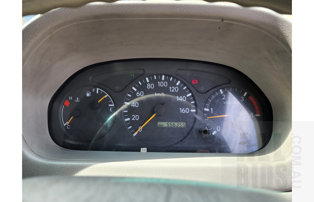 9/2006 Hino Dutro 8.5 XZU434R Curtainsider White 4.6L Turbo Diesel