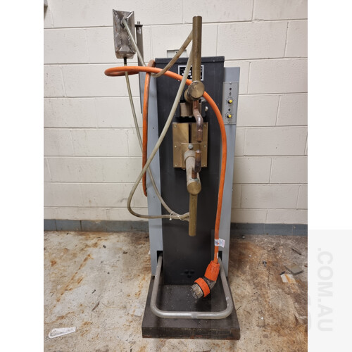 SIP Column Pedestal Spot Welder