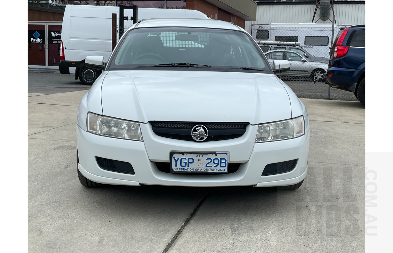 1/2007 Holden Commodore Acclaim VZ MY06 UPGRADE 4d Wagon White 3.6L