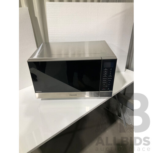 Panasonic (NN-SF5745) Stainless-Microwave Oven - ORP $409.00