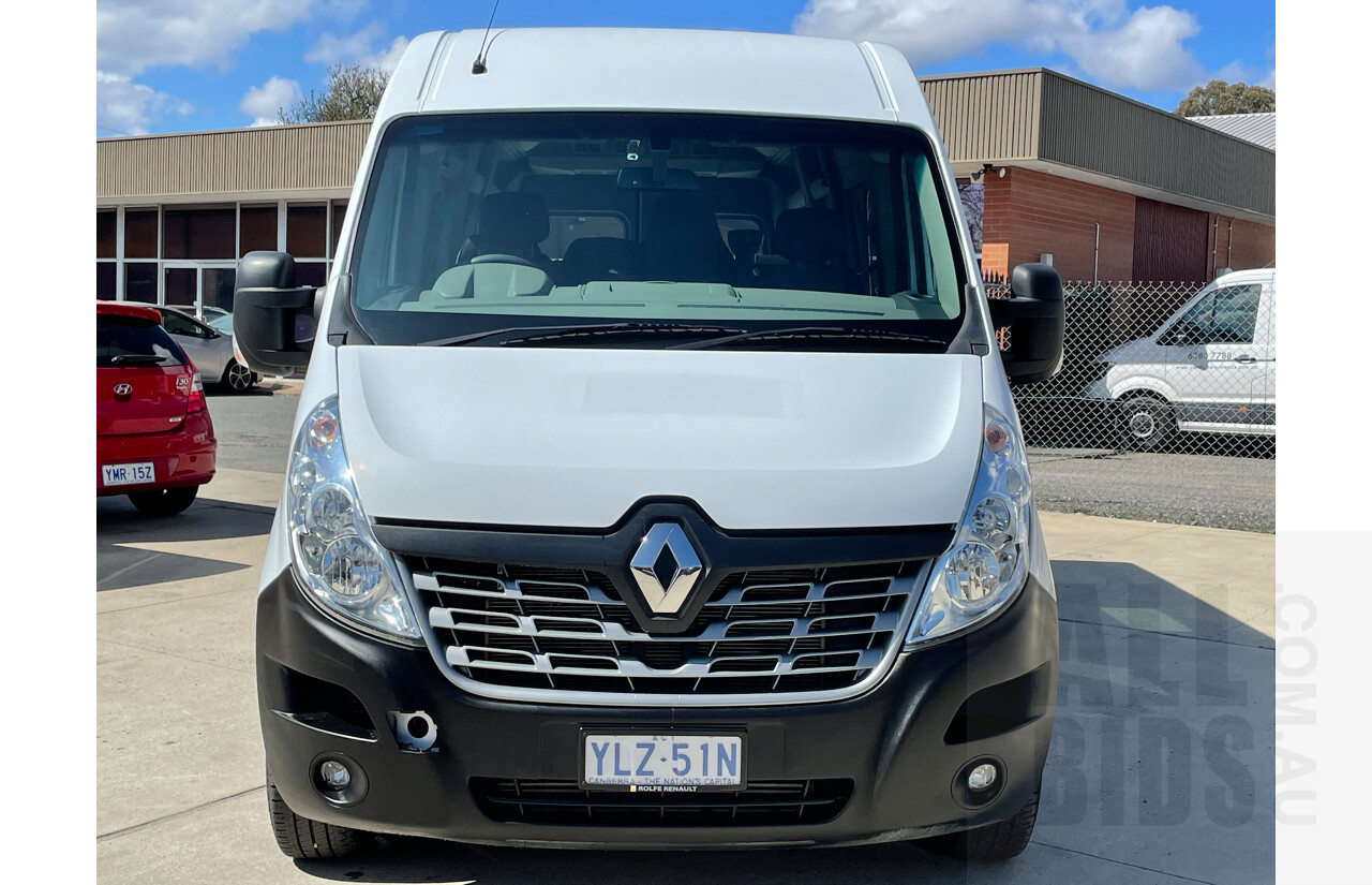 3/2017 Renault Master 12 Passenger Bus White 2.3L