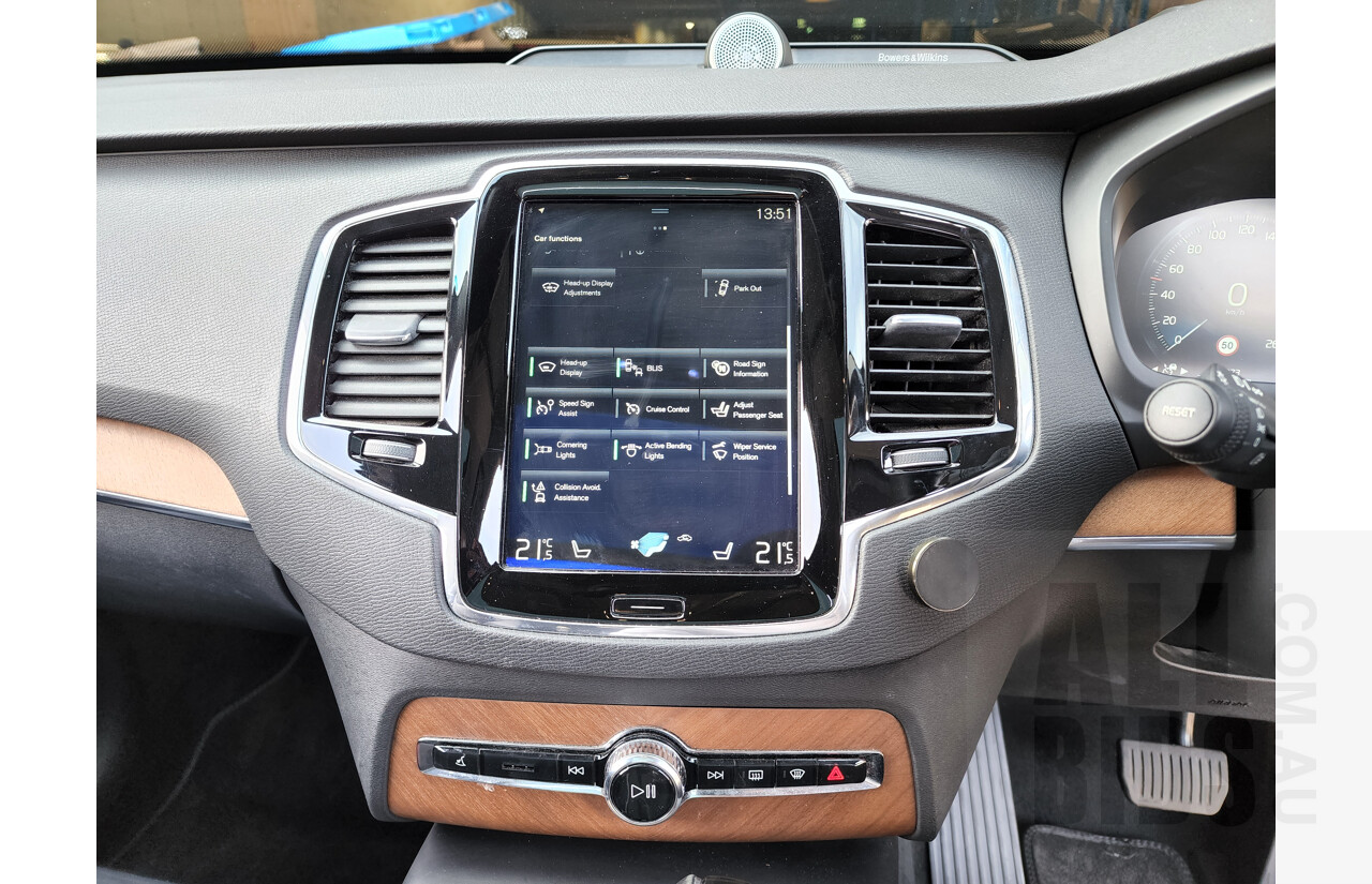 12/2017 Volvo XC90 T6 2.0 Inscription 256 MY18 4d Wagon Blue 2.0L Turbo - 7 Seater