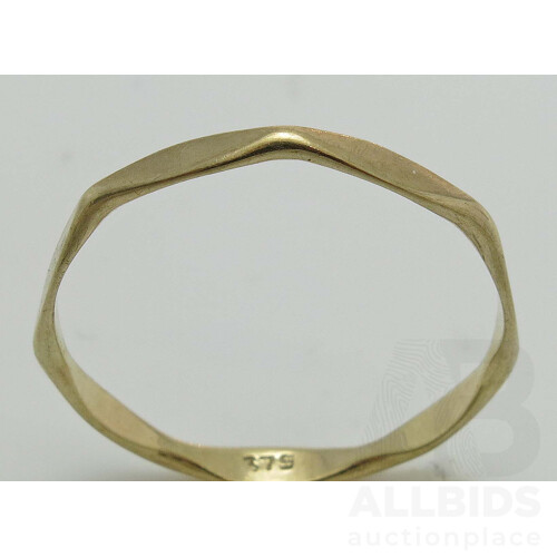 9ct Gold Ring