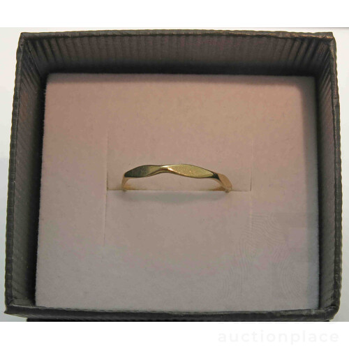 9ct Gold Ring