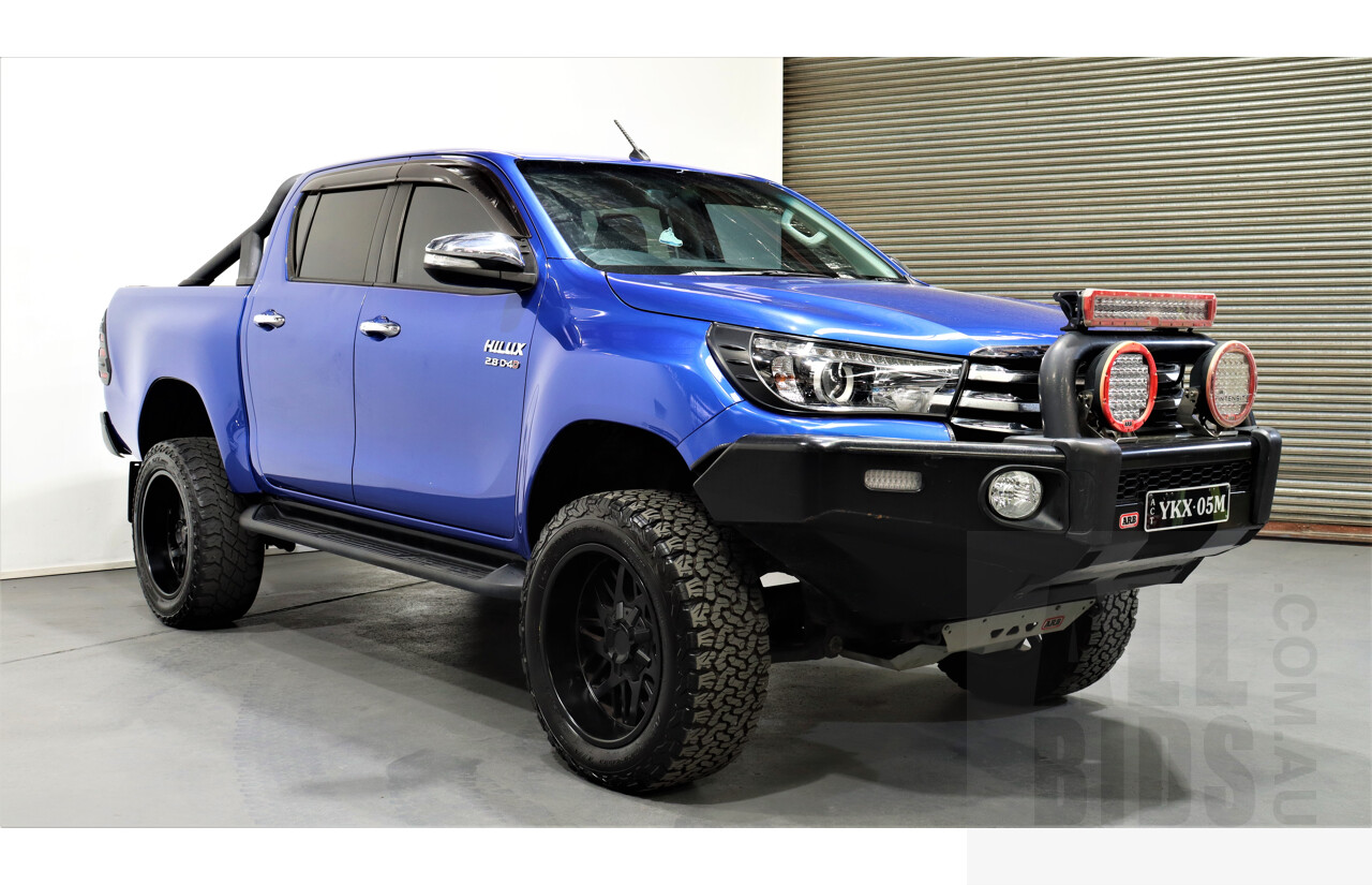 10/2015 Toyota Hilux SR5 (4x4) GUN126R Dual Cab Utility Blue 2.8L