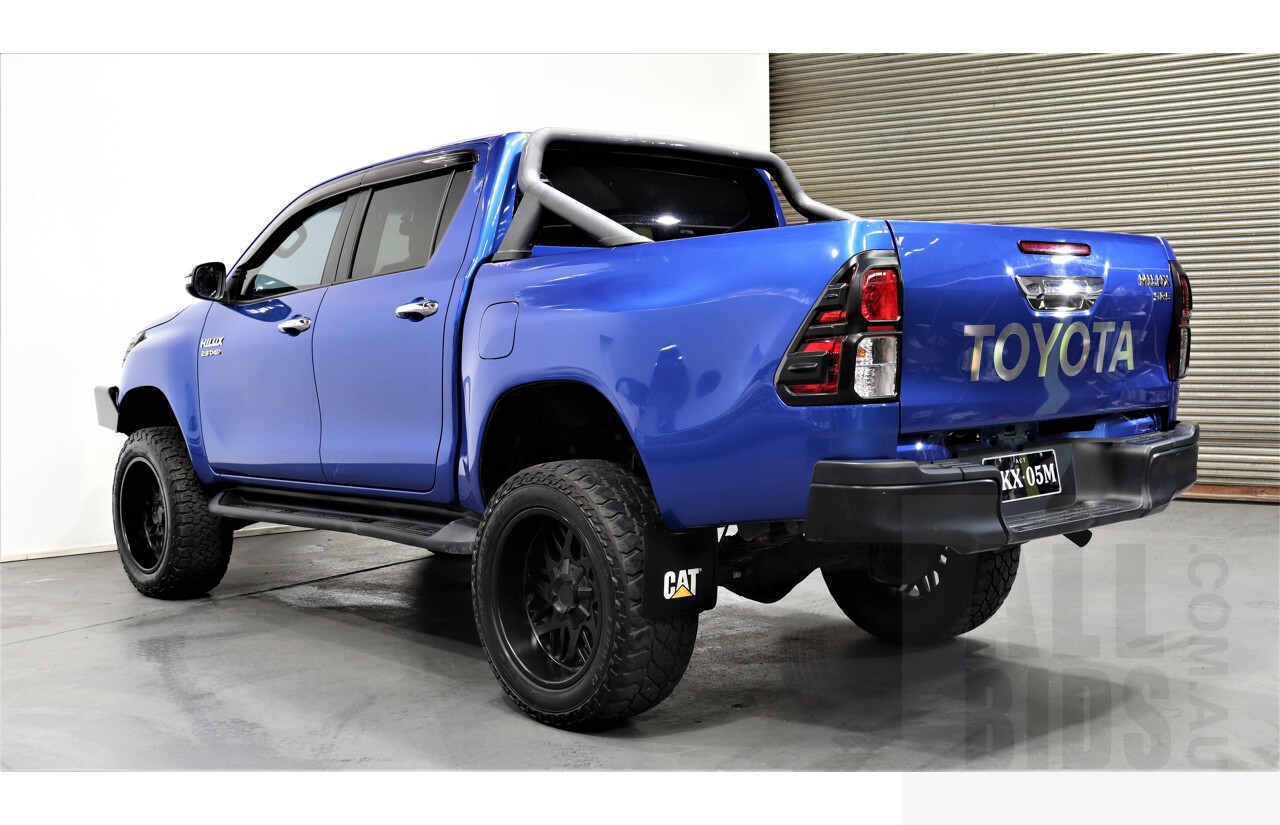 10/2015 Toyota Hilux SR5 (4x4) GUN126R Dual Cab Utility Blue 2.8L