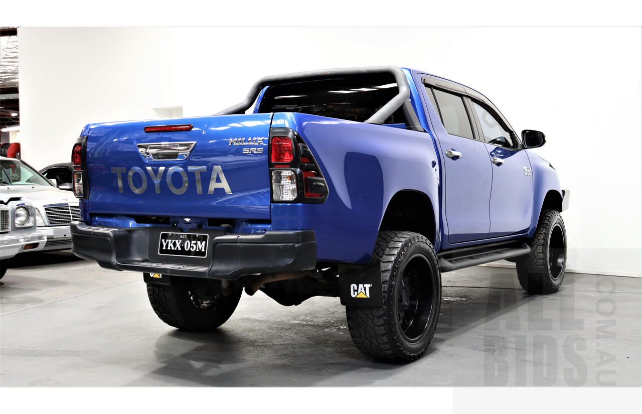 10/2015 Toyota Hilux SR5 (4x4) GUN126R Dual Cab Utility Blue 2.8L